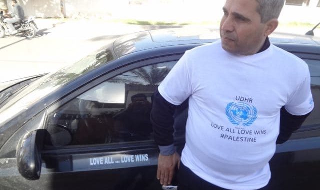 T-shirt-car-sticker-640x480-1.jpg
