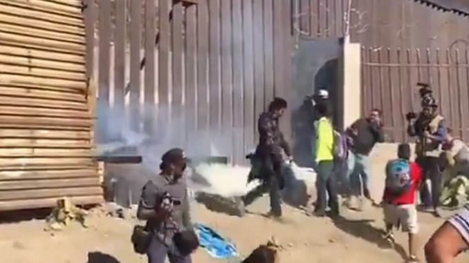 Caravan-Border.jpg