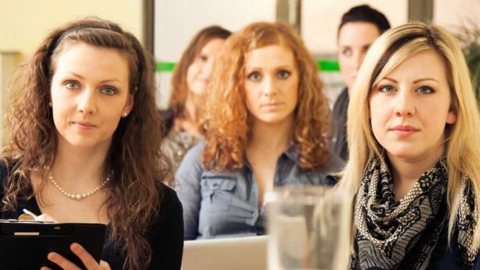 Women-learning.jpg